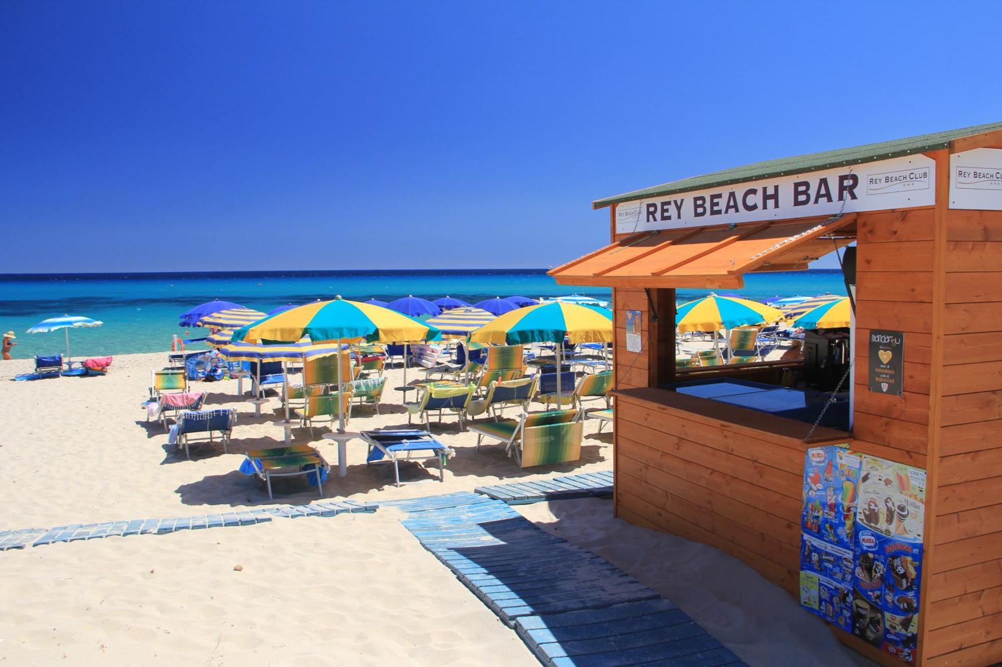 Rey Beach Club Monte Nai Exteriér fotografie